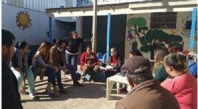 Denuncia de vecinos por incumplimiento del di�logo h�drico