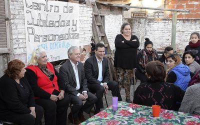 Pinedo acompa�� a Regazzoni en una visita por M�rmol
