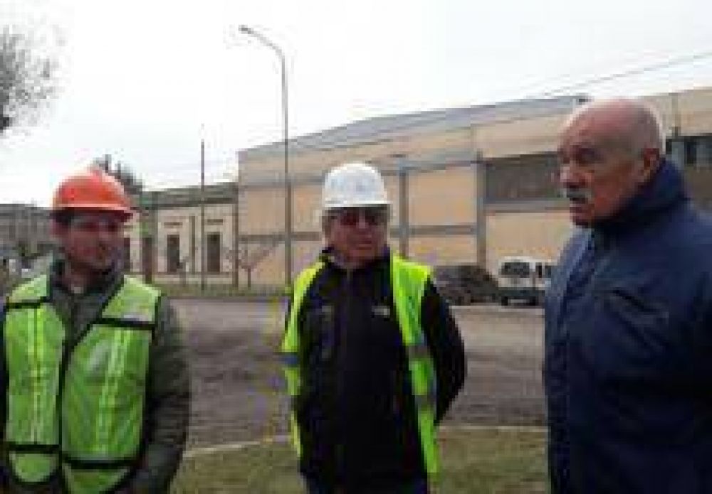 Renunci� Domingo Bronce y dar� razones a Salazar