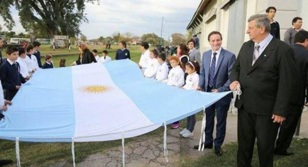 Camau propone aumentar sueldos de acuerdo al ritmo inflacionario