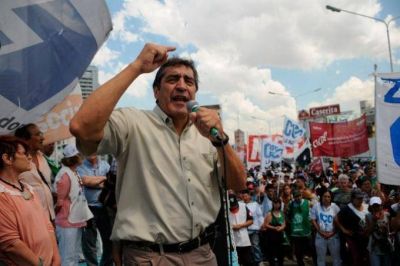 Desde ATE denuncian una ofensiva del Gobierno nacional sobre los trabajadores y los sindicatos