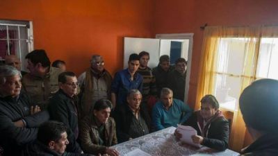 Fracas� la normalizaci�n de la CGT local y �Uto� Carrizo sigue al mando