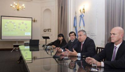 DENUNCIA PENAL POR MANIPULACI�N DE DATOS DE POBREZA