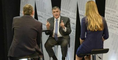Manzur acus� a Cano de 