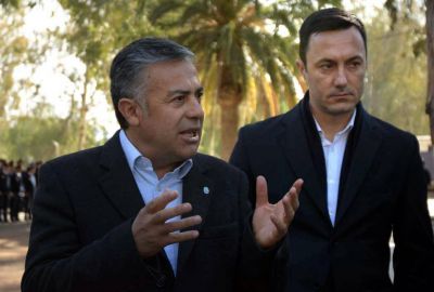 Cornejo pasa a planta cargos que acord� P�rez