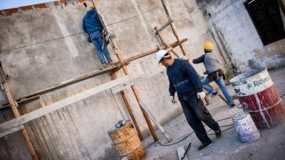Comenzaron obras en las Escuelas Primarias 8 de Barrio San Pablo, y 6 de Barrio 25 de Mayo