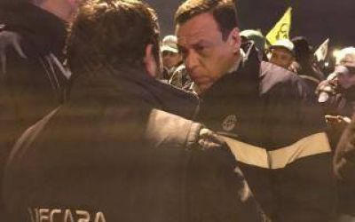 Z�rate: Fuerte presencia de Gendarmer�a en el acampe de Atucha