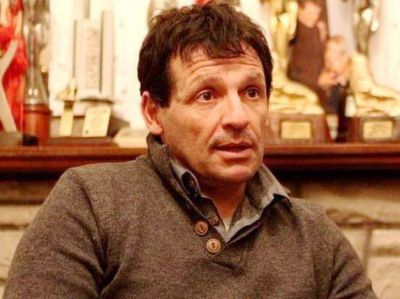 Juan Curuchet dispar� duro contra la gobernadora Vidal y el Intendente Carlos Arroyo