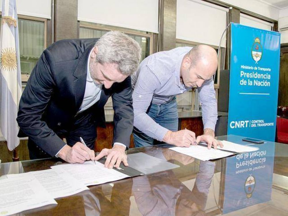 Convenio con la Comisi�n Nacional de Regulaci�n del Transporte