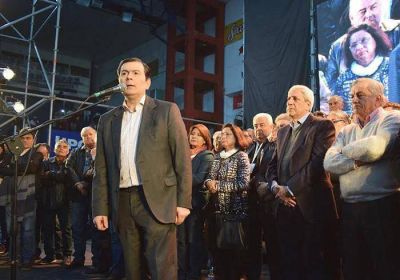 Neder y Zamora participaron de la proclamaci�n de las autoridades de la CGT