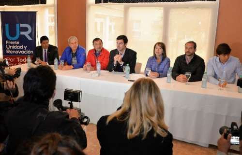 Urtubey present en Tartagal a los precandidatos a diputados nacionales de su espacio