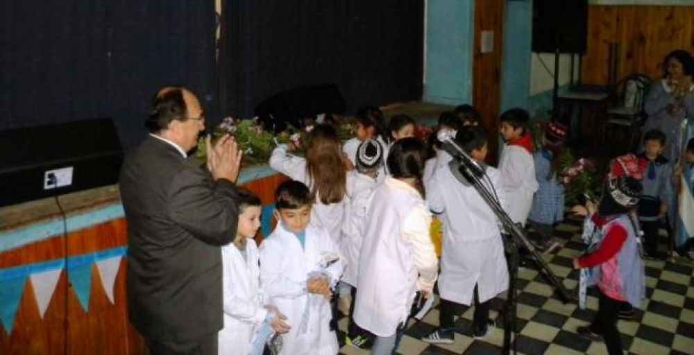 Celebraci�n del D�a de la Independencia en Del Carril