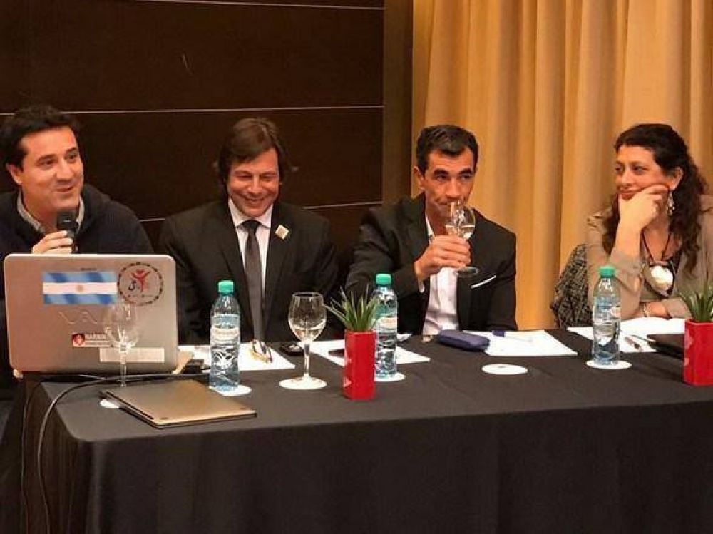 Maximiliano Abad abri� un encuentro sobre dislexia en Mar del Plata