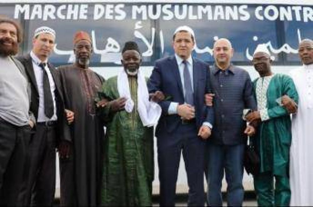 Religiosos musulmanes inician marcha en Europa contra el terrorismo