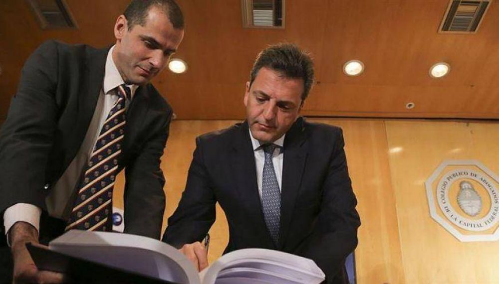 Renuncia a los fueros: el oficialismo le peg� a Massa por el �uso medi�tico y oportunista�