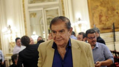 Un jefe sindical cont� por radio que tiene c�ncer y debe operarse