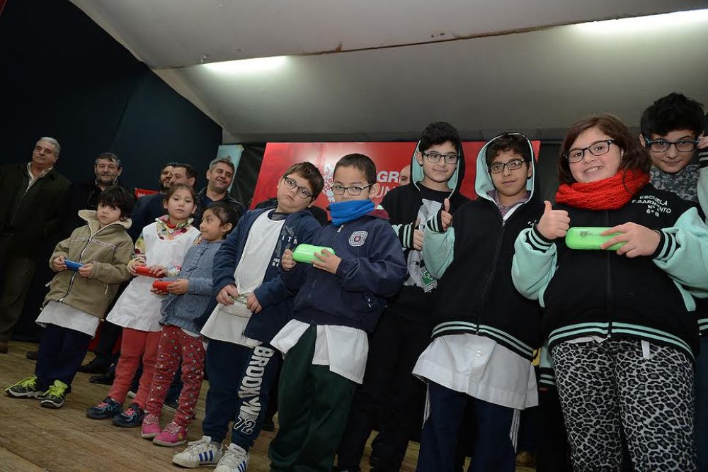 Tigre entreg� 400 nuevos lentes, a trav�s del Programa �Para verte mejor�