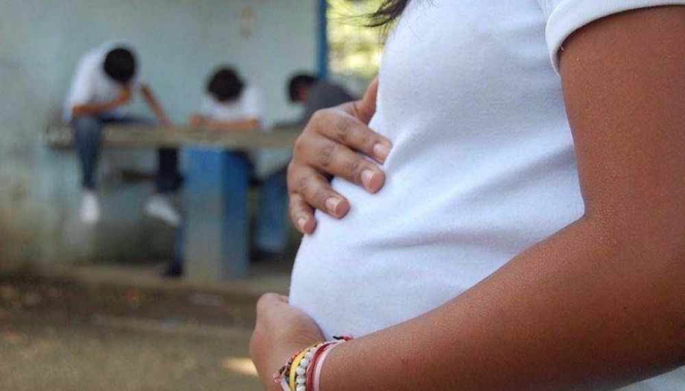 Salta es la quinta provincia del pa�s con m�s embarazos entre adolescentes de hasta 14 a�os
