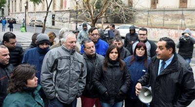 UTA C�rdoba apura la salida de delegados