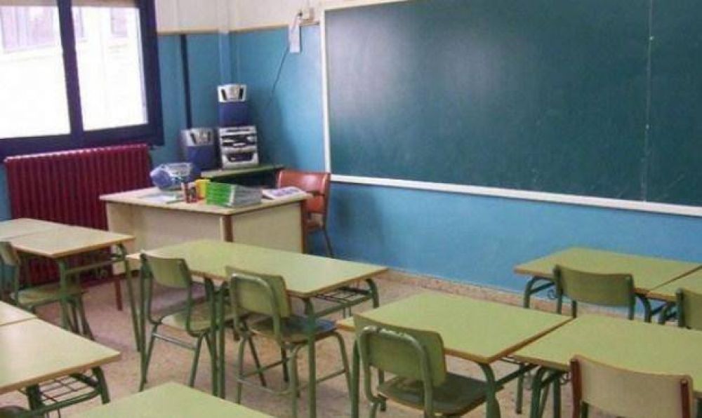 2.000 escuelas bonaerenses deber�n dar clases durante el receso invernal
