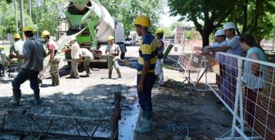 Rogelio Frigerio junto a Salom�n inaugurar�n obras del Barrio 96 Viviendas