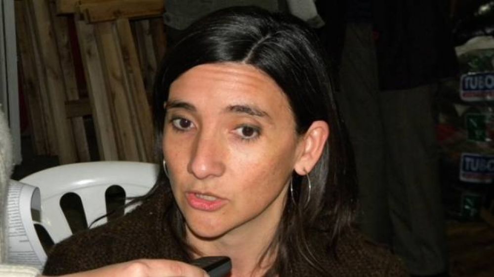 Bustamante anunci� que un solo establecimiento educativo retomar�a la actividad una semana antes de finalizar las vacaciones