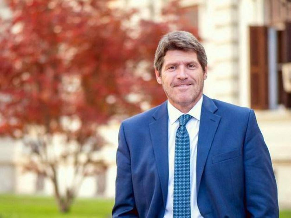 Castello: �Vot�s al kirchnerismo y volv�s para atr�s, o damos otra paso hacia el cambio�