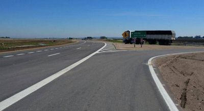 Schiaretti invit� a Macri y a De la Sota a inaugurar un tramo de la autov�a a R�o Cuarto