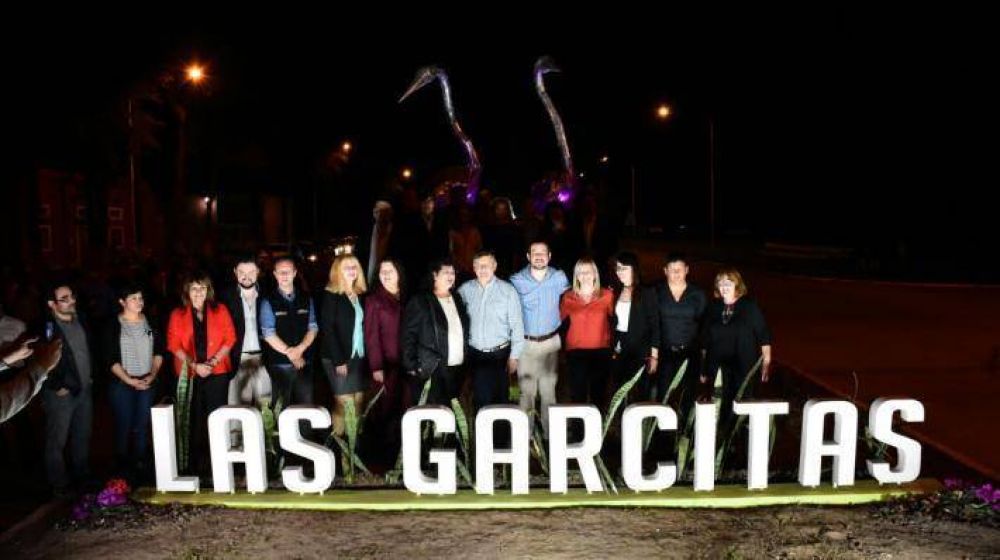 Peppo inaugur� obras deportivas y de energ�a para Las Garcitas: 