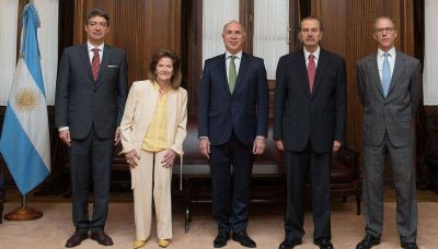 La Corte suma peritos para investigar casos de corrupci�n