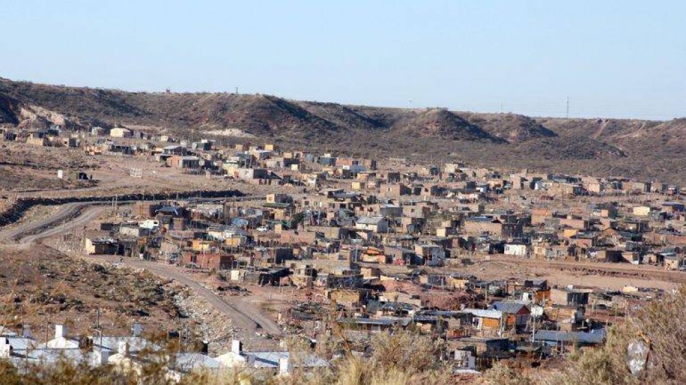 Viven 30 mil personas en 46 tomas de la ciudad