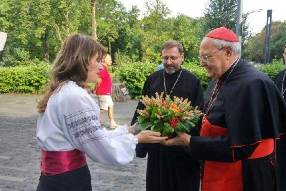 Por encargo del Papa, el Card. Sandri visita zonas de conflicto en Ucrania