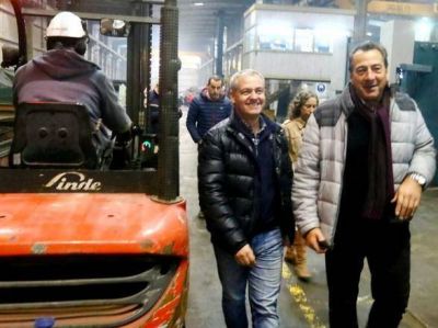 Marcelo Artime recorri� establecimientos en el Parque Industrial