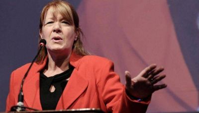 Seg�n Stolbizer, el Gobierno �agita el fantasma de Julio De Vido para tapar el ajuste que se viene�
