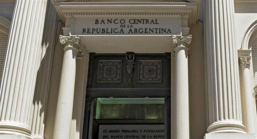 Preocupado por la inflaci�n, el Banco Central lleva la tasa a casi el 27% (�vuelve el 