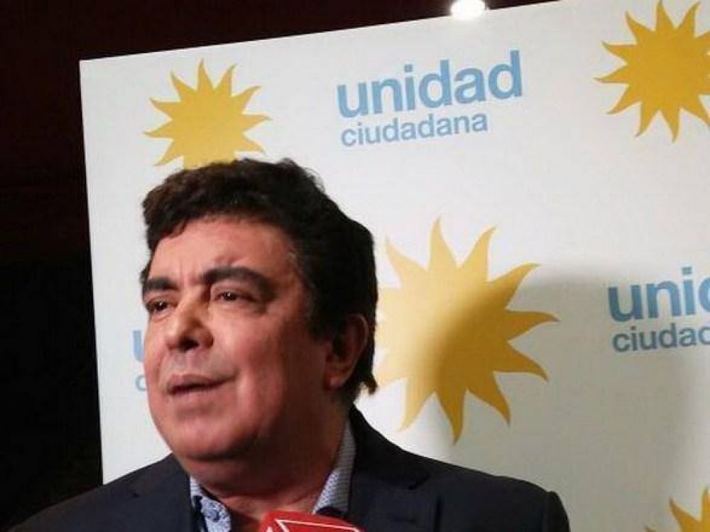 Fernando Espinosa: �Con su voto, el ciudadano le va a poner un freno a Macri�