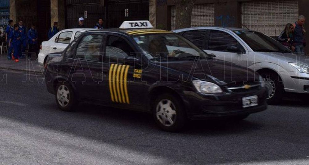 Los taxis podrn usar tarjeta de dbito y crdito en un mes