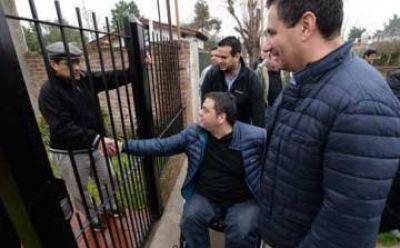  Regazzoni lanz� la campa�a junto a Triaca en Burzaco