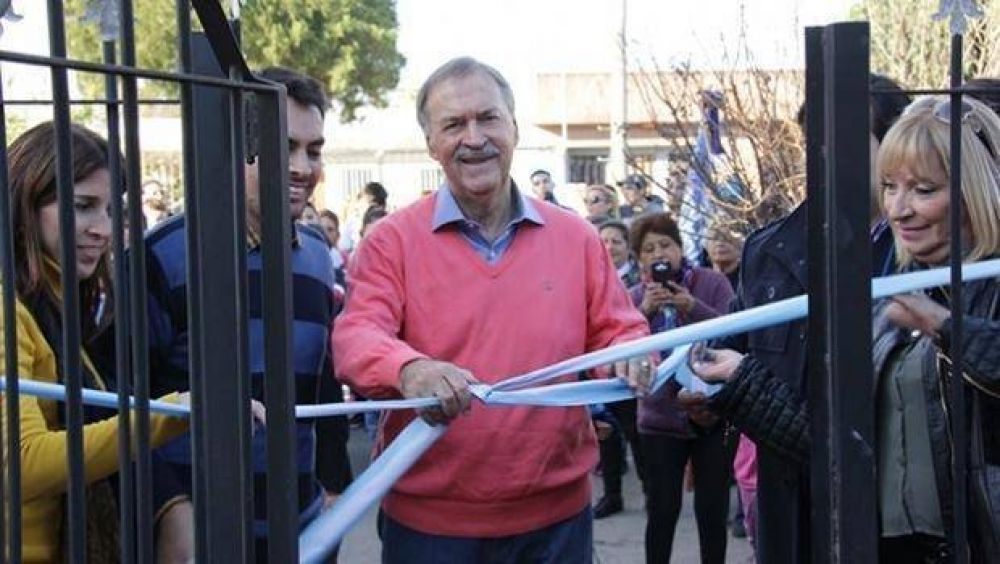 El Gobernador inaugur� la Sala Cuna 231