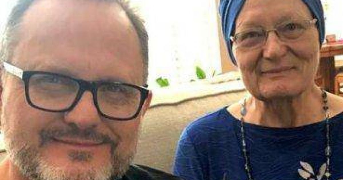 Marcos Witt pide oración por su madre al recibir otro difícil diagnóstico