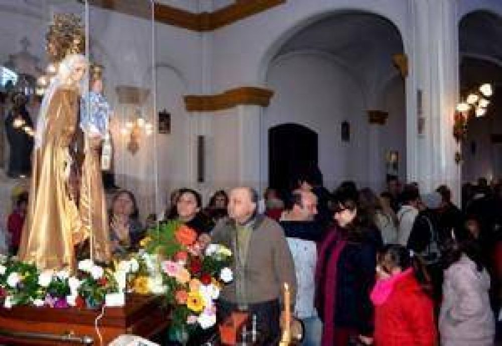 Con mucho fro se realiz la 128 edicin de la Fiesta de Nuestra Seora del Carmen