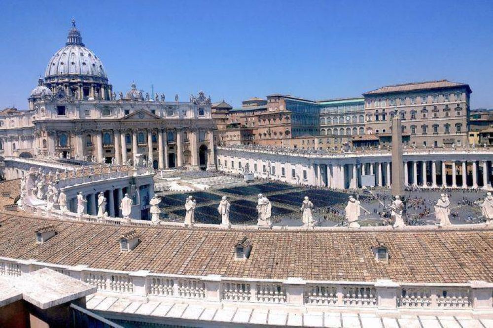 Vaticano enjuicia por malversacin a dos dirigentes del Hospital Bambino Ges