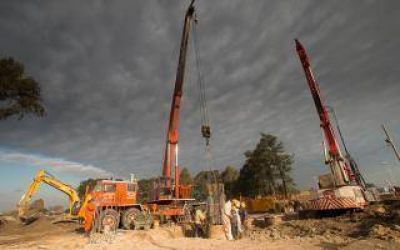 Avanza la construcci�n del Puente Lacarra que unir� Lan�s con Capital Federal