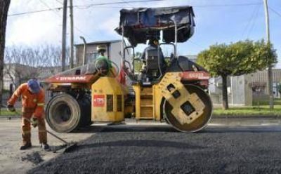  Avanzan obras de bacheo en distintos puntos de Echeverr�a