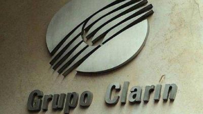 El randazzismo en contra de la fusi�n entre Telecom y Clar�n 