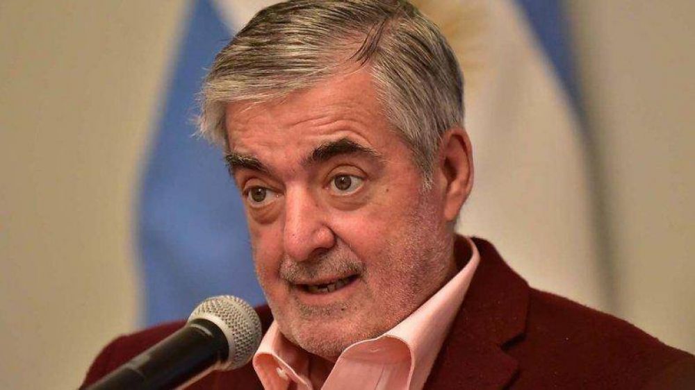 Das Neves firma obras por m�s de $33 millones para ampliar escuelas