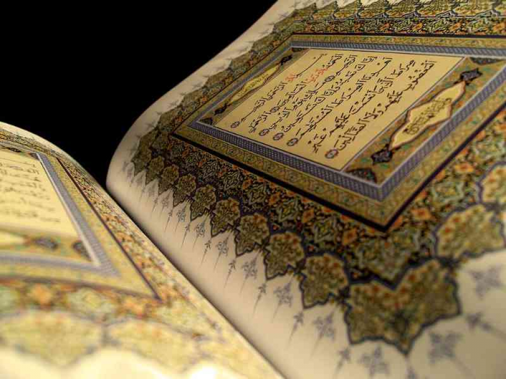 Recopilacin del Qurʾān en un solo volumen: causas y circunstancias diversas