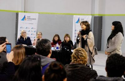 Alicia Aparicio particip� del taller sobre violencia familiar de las Iglesias Evang�licas