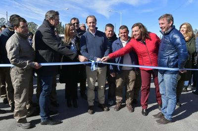 Bordet inaugur� obras de infraestructura vial en el departamento Paran� 