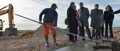 Marcos Pe�a recorri� trabajos del PROCREAR en Bah�a Blanca: �Obra p�blica de calidad en forma transparente